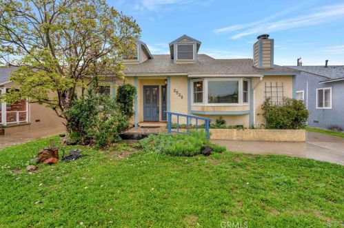 2528 Denmead St, Lakewood, CA 90712-2810