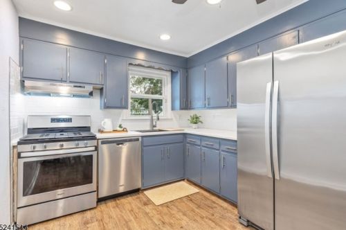 336 Hoe Ave, Scotch Plains NJ  07076-1135 exterior