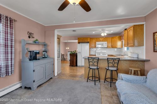 316 Sunset Dr, Pelican Island NJ  08751-2225 exterior