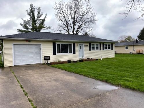 7854 Lowe Dr, Franklin, OH 45005-3831