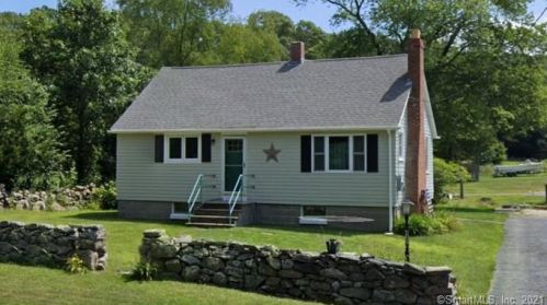 432 Stonington Rd, Stonington, CT 06378-2826