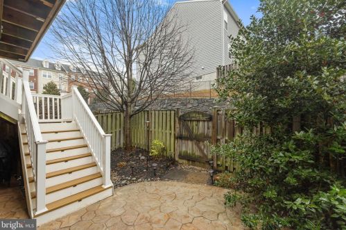 4318 Wisley Turn, Woodbridge VA  22192-7822 exterior