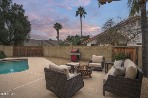 5015 Paradise Ln, Scottsdale AZ  85254-1045 exterior
