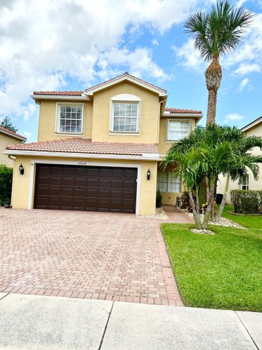 10614 Cocobolo Way, Boynton Beach, FL 33437-7536