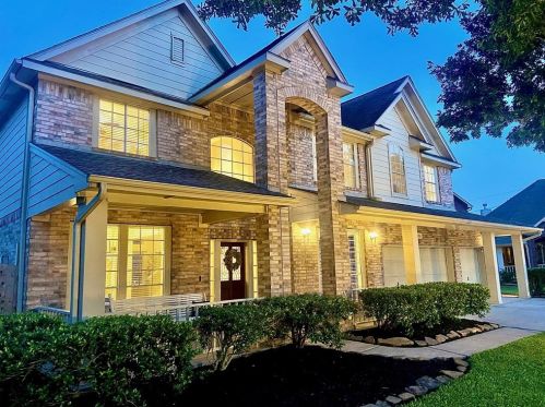 3703 Pine View Ct, Pearland, TX 77581-8834