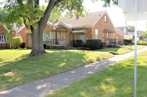 1501 Main St, Mishawaka, IN 46544-5238