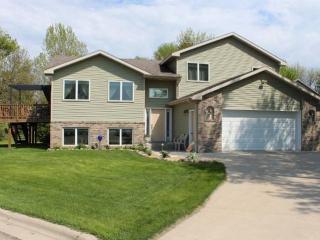 204 4th Ave, Medford, MN 55049-9588