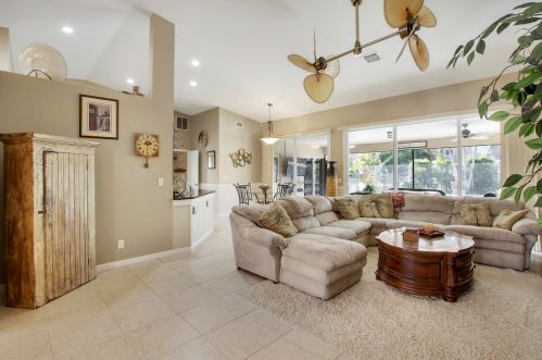 5804 Fall Flower Ct, Fort Pierce, FL 34986-4191