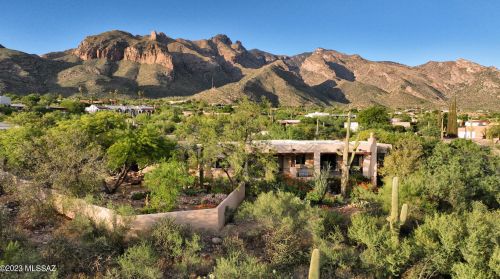 7065 Chimney Rock Pl, Tucson, AZ 85718-1309