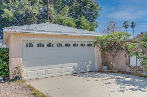 953 Myrrh St, Compton CA  90220-2910 exterior