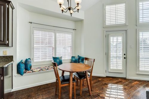 402 Old York Rd, Irving TX 75063-4248 exterior