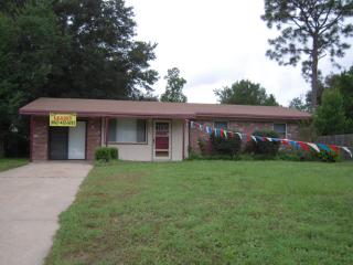 2845 Red Oak Dr, Pensacola, FL 32526-3619