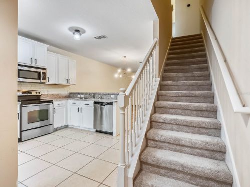 5241 Windsor Lake Cir, Sanford FL  32773-5736 exterior