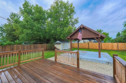 5719 Tall Oaks Dr, Milford OH  45150-2525 exterior