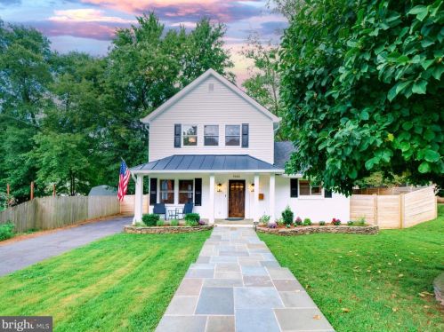 7003 Hickory Hill Rd, Falls Church VA  22042-3903 exterior