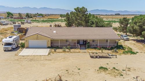 9740 Avenue, Lancaster, CA