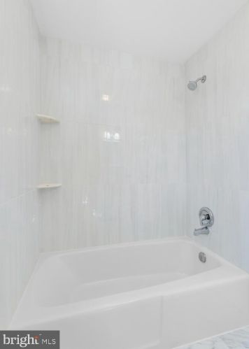 4471 Occoquan Overlook, Woodbridge VA  22192-6107 exterior