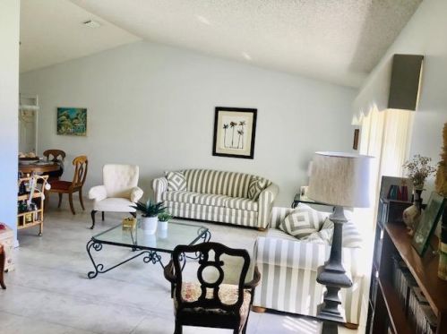 133 Sunflower Cir, West Palm Beach, FL 33411-8006