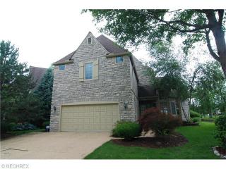 4264 Vilamoura Dr, Avon, OH 44011-3753