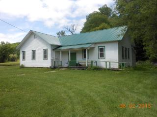 112 Potterbrook Rd, Westfield, PA 16950-1406