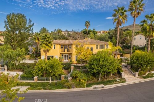 1300 Foothill Dr, West Covina, CA 91791-3773