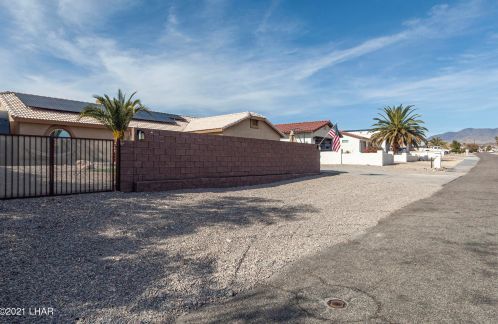 3367 Bluegrass Dr, Lake Havasu City, AZ 86406-6248