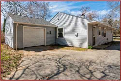 136 High Rock Rd, Groton, CT 06340-5304