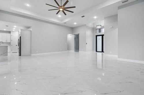 1908 14 St, Cape Coral FL  33909-1643 exterior