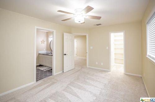 101 Legend Dr, Victoria TX  77904-3854 exterior