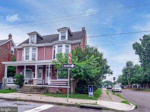 352 Spruce St, Pottstown PA  19464-5340 exterior