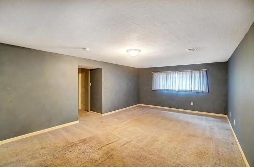 153 Woodside Dr, Pataskala OH  43062-7809 exterior