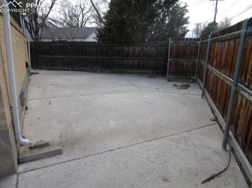 115 Cleveland St, Pueblo CO 81004-1411 exterior