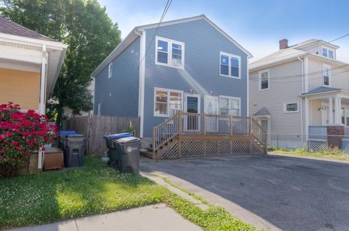 142 Unit St, Providence, RI 02909-3930