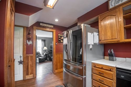 5313 State St, Hermitage PA  16148-9444 exterior