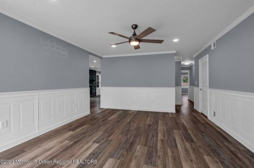 2 Taylor Ct, Lakewood NJ  08701-7317 exterior