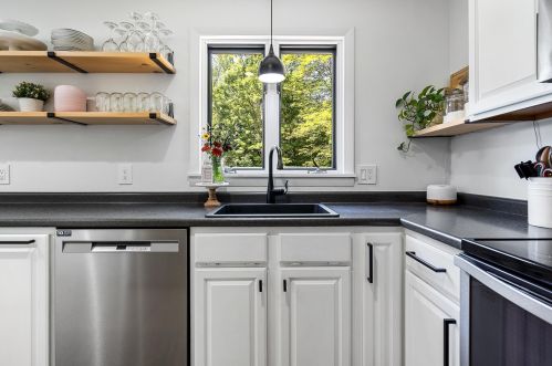 245 Bound Tree Rd, Hopkinton NH  03229-3124 exterior