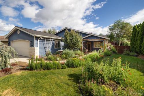 2974 Stanton Ave, Bend, OR 97701-9693