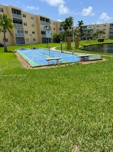 206 10th St, Dania Beach FL  33004-4443 exterior