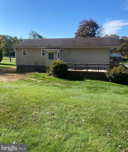 775 Buchanan Trl, Mc Connellsburg, PA 17233-8222