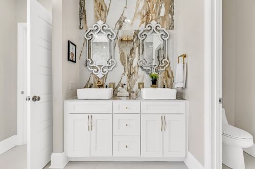 5112 Stanton Ave, Pittsburgh PA  15201-2580 exterior