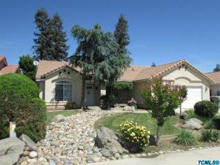 1920 College Ave, Visalia CA  93292-1595 exterior
