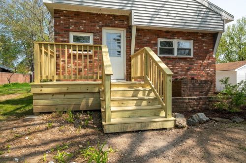 3 Margaret Ave, Raymond NH  03077-2052 exterior