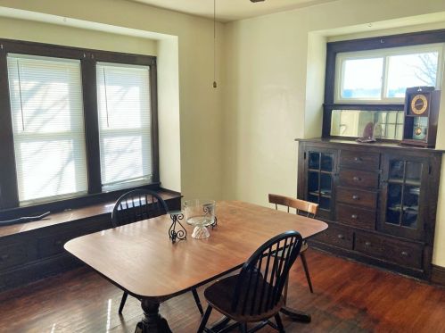 524 Moody Ave, New Castle PA  16105-2431 exterior