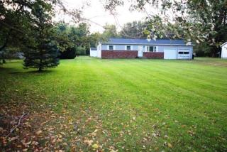 246 Woodside Dr, Pataskala, OH 43062-9325