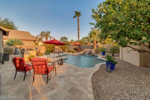 4351 Sundance Ct, Gilbert AZ 85297-9707 exterior