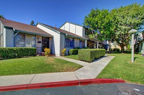 8833 Brookdale Dr, Garden Grove, CA 92844-2011
