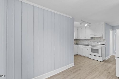 921 Graham St, Burlington NC  27217-6062 exterior