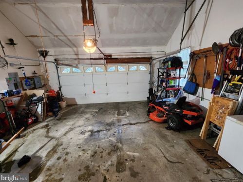 102 Springfield Way, Dover DE  19904-9114 exterior