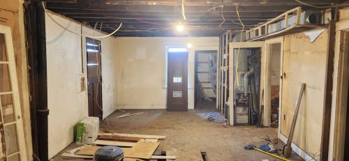 5725 Verona Rd, Verona PA  15147-3012 exterior