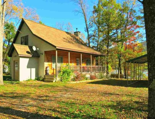 293 Bay Rd, Clemons, NY 12819-1706